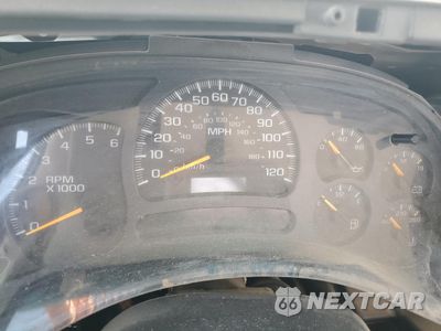 Zdjęcie 9 z 13 samochodu: 2005 GMC SIERRA C2500 HEAVY DUTY VIN:1GTHC24U55E329239 - miniatura
