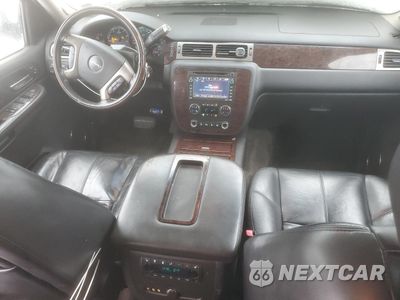 Zdjęcie 8 z 16 samochodu: 2008 GMC YUKON DENALI VIN:1GKFK63808J232035 - miniatura