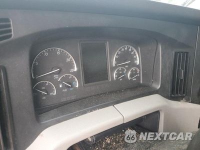 Zdjęcie 8 z 10 samochodu: 2018 FREIGHTLINER CASCADIA 126 SEMI TRUCK VIN:3AKJHHDR8JSJJ0893 - miniatura