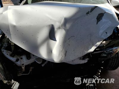Zdjęcie 13 z 15 samochodu: 2018 TOYOTA COROLLA L VIN:2T1BURHE0JC031189 - miniatura