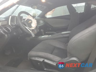 Zdjęcie 7 z 13 samochodu: 2014 CHEVROLET CAMARO LS VIN:2G1FA1E39E9242162 - miniatura