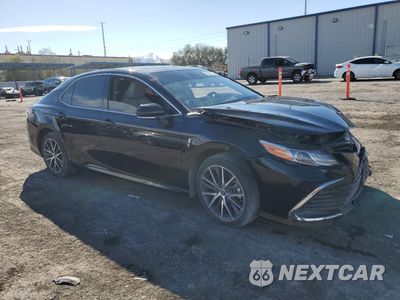 Czwarte zdjęcie samochodu z boku: 2022 TOYOTA CAMRY XLE VIN:4T1F31AKXNU570073 - miniatura