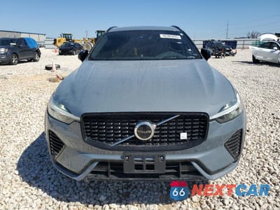 Piąte zdjęcie samochodu w środku: 2024 VOLVO XC60 POLESTAR ENGINEERED VIN:YV4H60DP4R1777293 - miniatura