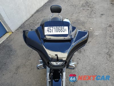 Piąte zdjęcie samochodu w środku: 2024 HARLEY-DAVIDSON FLHX VIN:1HD1KB719RB641897 - miniatura