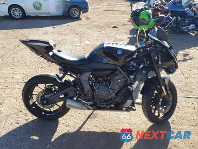 2023 YAMAHA YZFR7 JYARM38E7PA005208 - główne zdjęcie licytacji z USA - miniatura