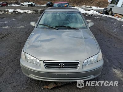 Piąte zdjęcie samochodu w środku: 2001 TOYOTA CAMRY CE VIN:4T1BG22K01U029860 - miniatura