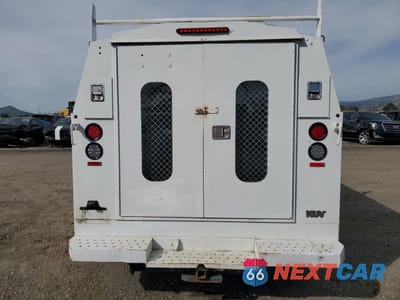 Zdjęcie 6 z 12 samochodu: 2007 FORD ECONOLINE E350 SUPER DUTY CUTAWAY VAN VIN:1FDSE35LX7DA29356 - miniatura