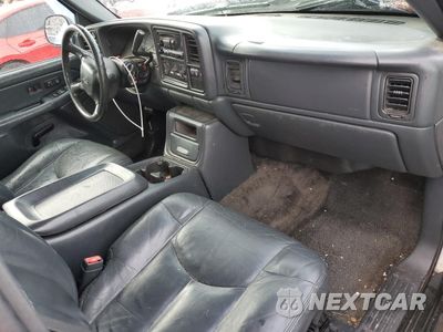 Zdjęcie 8 z 12 samochodu: 2002 CHEVROLET AVALANCHE K1500 VIN:3GNEK13T72G270103 - miniatura