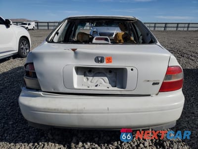 Zdjęcie 6 z 12 samochodu: 1995 HONDA ACCORD LX VIN:1HGCE6649SA026526 - miniatura