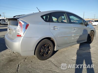 Trzecie zdjęcie samochodu z tyłu: 2015 TOYOTA PRIUS VIN:JTDKN3DU0F0427132 - miniatura