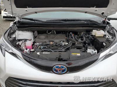 Zdjęcie 12 z 14 samochodu: 2024 TOYOTA SIENNA LIMITED VIN:5TDERKEC5RS220903 - miniatura