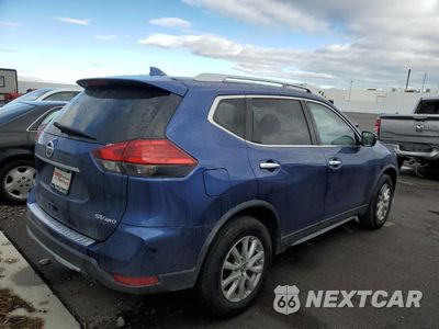 Trzecie zdjęcie samochodu z tyłu: 2017 NISSAN ROGUE S VIN:JN8AT2MV4HW021654 - miniatura