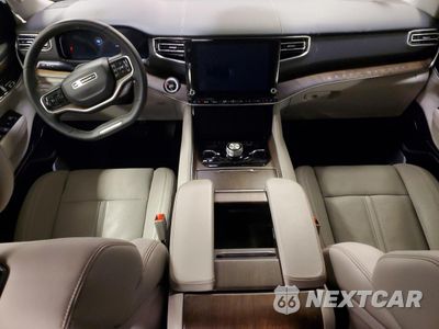 Zdjęcie 8 z 15 samochodu: 2024 JEEP GRAND WAGONEER L SERIES I VIN:1C4SJSEP8RS105216 - miniatura