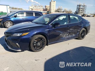 2021 TOYOTA CAMRY XSE 4T1K31AK2MU552714 - główne zdjęcie licytacji z USA - miniatura