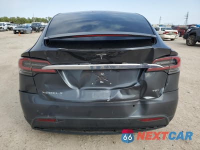 Zdjęcie 6 z 13 samochodu: 2017 TESLA MODEL X VIN:5YJXCDE23HF067812 - miniatura