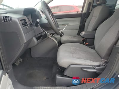 Zdjęcie 7 z 15 samochodu: 2007 JEEP COMPASS VIN:1J8FT47W37D1DB132 - miniatura