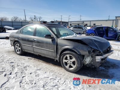 Czwarte zdjęcie samochodu z boku: 2000 NISSAN MAXIMA GLE VIN:JN1CA31A7YT210806 - miniatura