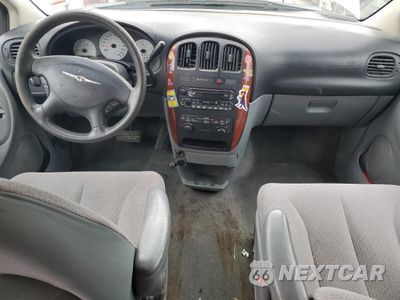 Zdjęcie 8 z 15 samochodu: 2006 CHRYSLER TOWN & COUNTRY VIN:1A4GP45R66B720600 - miniatura