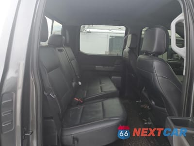 Zdjęcie 10 z 13 samochodu: 2023 FORD F350 SUPER DUTY VIN:1FT8W3DT2PEC54653 - miniatura