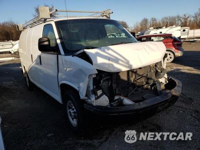 Czwarte zdjęcie samochodu z boku: 2014 GMC SAVANA G3500 VIN:1GTZ7TCG1E1191801 - miniatura