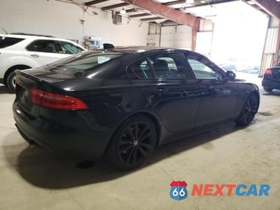Trzecie zdjęcie samochodu z tyłu: 2017 JAGUAR XE VIN:SAJAF4BV9HA951050 - miniatura