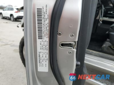 Zdjęcie 12 z 12 samochodu: 2013 RAM 2500 LARAMIE VIN:3C6UR5FL7DG544896 - miniatura