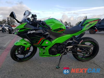 Trzecie zdjęcie samochodu z tyłu: 2023 KAWASAKI EX400 VIN:JKAEXKG12PDAK4764 - miniatura