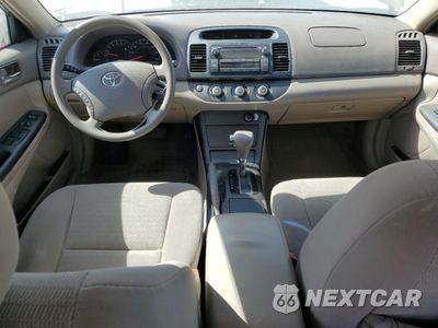 Zdjęcie 8 z 13 samochodu: 2005 TOYOTA CAMRY LE VIN:4T1BE32KX5U547993 - miniatura