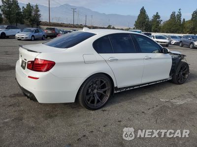 Trzecie zdjęcie samochodu z tyłu: 2013 BMW M5 VIN:WBSFV9C5XDC773580 - miniatura