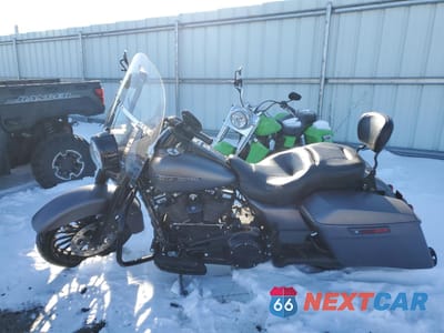 Trzecie zdjęcie samochodu z tyłu: 2017 HARLEY-DAVIDSON FLHRXS VIN:1HD1KVC29HB690371 - miniatura