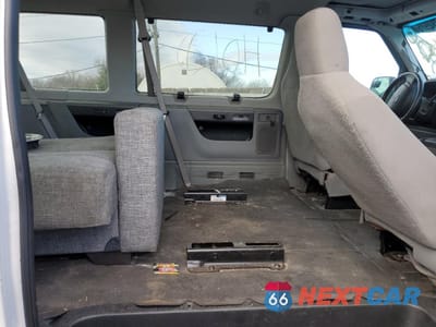 Zdjęcie 11 z 13 samochodu: 2011 FORD ECONOLINE E350 SUPER DUTY WAGON VIN:1FBSS3BL6BDA90217 - miniatura