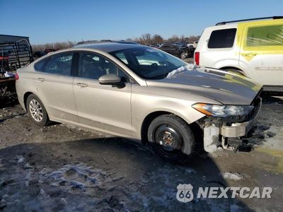 Czwarte zdjęcie samochodu z boku: 2017 FORD FUSION S VIN:3FA6P0G71HR411322 - miniatura