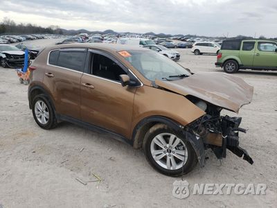 Czwarte zdjęcie samochodu z boku: 2017 KIA SPORTAGE LX VIN:KNDPM3ACXH7168938 - miniatura