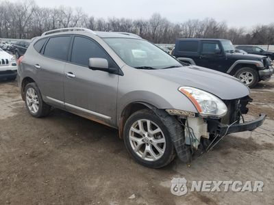 Czwarte zdjęcie samochodu z boku: 2013 NISSAN ROGUE S VIN:JN8AS5MV0DW623871 - miniatura