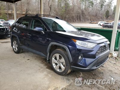 Czwarte zdjęcie samochodu z boku: 2021 TOYOTA RAV4 LIMITED VIN:4T3D6RFV5MU060557 - miniatura