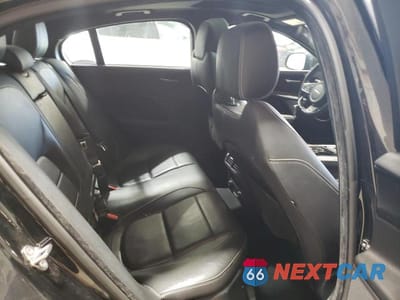 Zdjęcie 10 z 12 samochodu: 2017 JAGUAR XE VIN:SAJAF4BV9HA951050 - miniatura