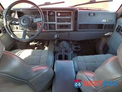 Zdjęcie 8 z 14 samochodu: 1992 JEEP CHEROKEE LAREDO VIN:1J4FJ58S3NL197689 - miniatura