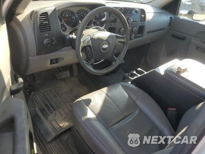 Zdjęcie 8 z 12 samochodu: 2014 CHEVROLET SILVERADO C3500 VIN:1GB3CZCGXEF125839 - miniatura