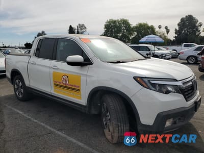 Czwarte zdjęcie samochodu z boku: 2020 HONDA RIDGELINE RTL VIN:5FPYK3F52LB029790 - miniatura