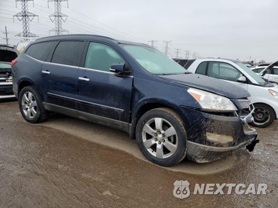 Czwarte zdjęcie samochodu z boku: 2011 CHEVROLET TRAVERSE LTZ VIN:1GNKRLED0BJ125841 - miniatura