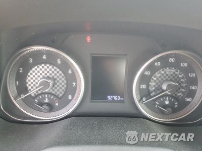 Zdjęcie 9 z 12 samochodu: 2019 HYUNDAI ELANTRA SE VIN:5NPD74LFXKH494247 - miniatura
