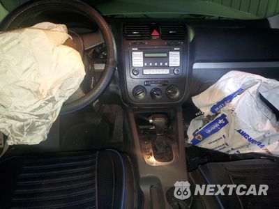 Zdjęcie 8 z 12 samochodu: 2009 VOLKSWAGEN JETTA S VIN:3VWJZ71K99M059879 - miniatura