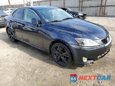 Czwarte zdjęcie samochodu z boku: 2006 LEXUS IS 350 VIN:JTHBE262965007974 - miniatura