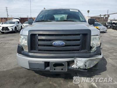 Piąte zdjęcie samochodu w środku: 2010 FORD F150 SUPERCREW VIN:1FTEW1C87AKA49570 - miniatura