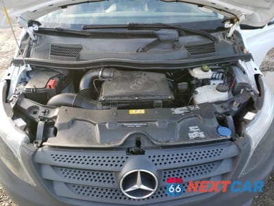 Zdjęcie 12 z 14 samochodu: 2018 MERCEDES-BENZ METRIS VIN:WD3PG3EA7J3465219 - miniatura