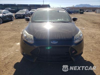 Piąte zdjęcie samochodu w środku: 2013 FORD FOCUS ST VIN:1FADP3L96DL325254 - miniatura