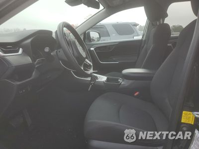 Zdjęcie 7 z 16 samochodu: 2020 TOYOTA RAV4 LE VIN:2T3F1RFV4LW136064 - miniatura
