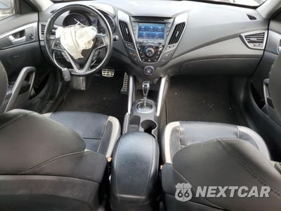 Zdjęcie 8 z 14 samochodu: 2015 HYUNDAI VELOSTER TURBO VIN:KMHTC6AE8FU229198 - miniatura