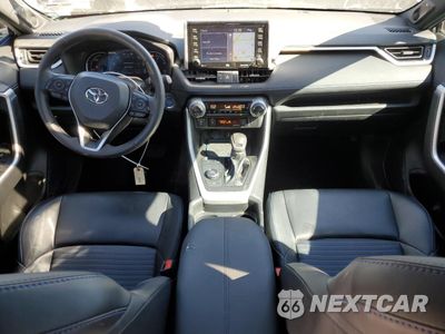 Zdjęcie 8 z 15 samochodu: 2020 TOYOTA RAV4 XSE VIN:2T3E6RFV1LW002156 - miniatura