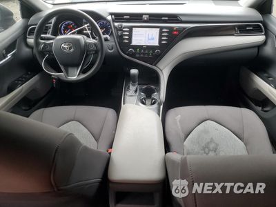 Zdjęcie 8 z 14 samochodu: 2020 TOYOTA CAMRY LE VIN:4T1L11AK6LU337460 - miniatura